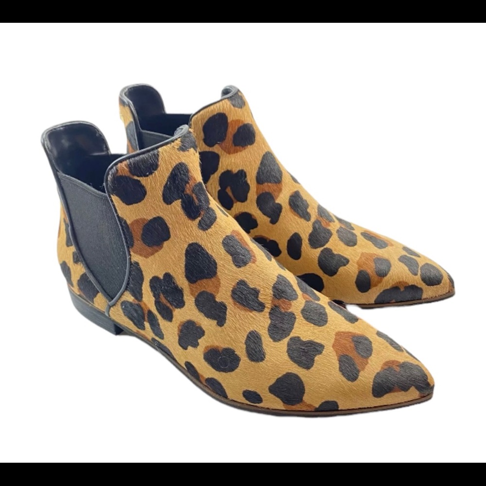 Colehaan animal print New without box size 6C ANKLE booties